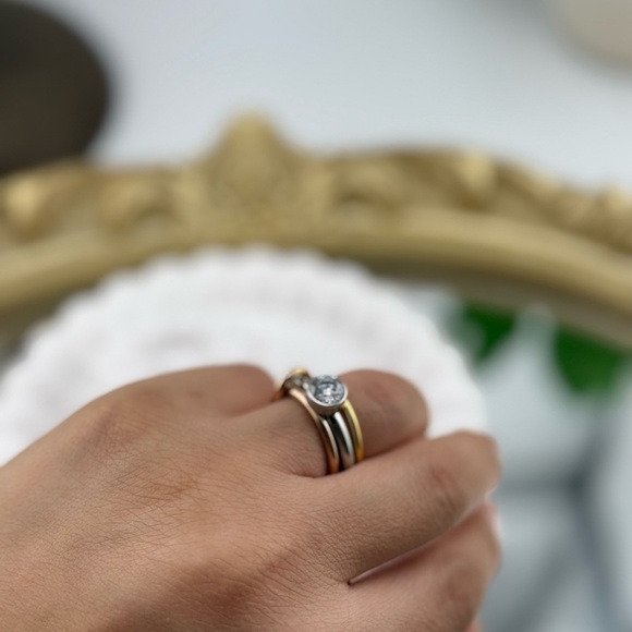 Trinity Style Interlocking Stainless Steel Ring ✨ - Picture 7 of 9